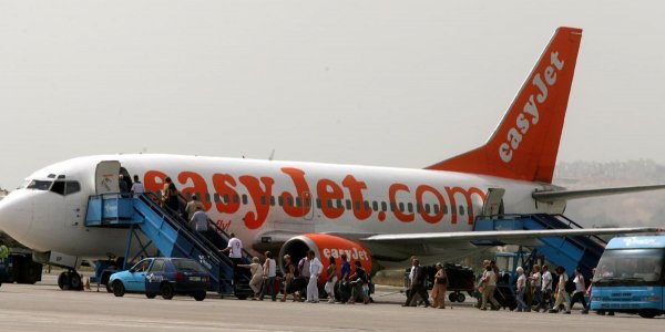 Easy Jet anuncia que tendrá nueva base en Alicante en 2024 y aumentará un 16% los vuelos ofertados