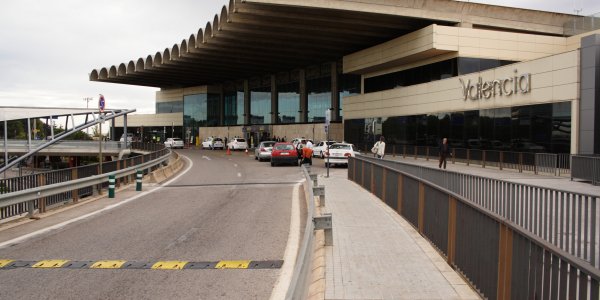 El aeropuerto de València registra su mejor mes este agosto, con 1.072.418 pasajeros